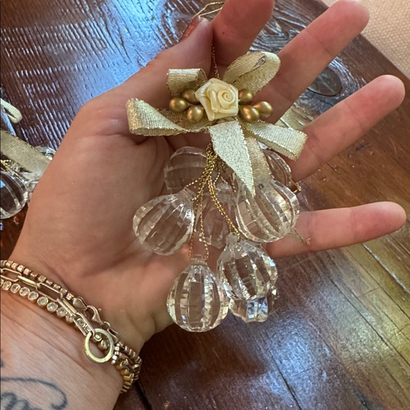 Crystal and Gold Grape Cluster Ornaments - 8 pieces - Picture 5 of 6